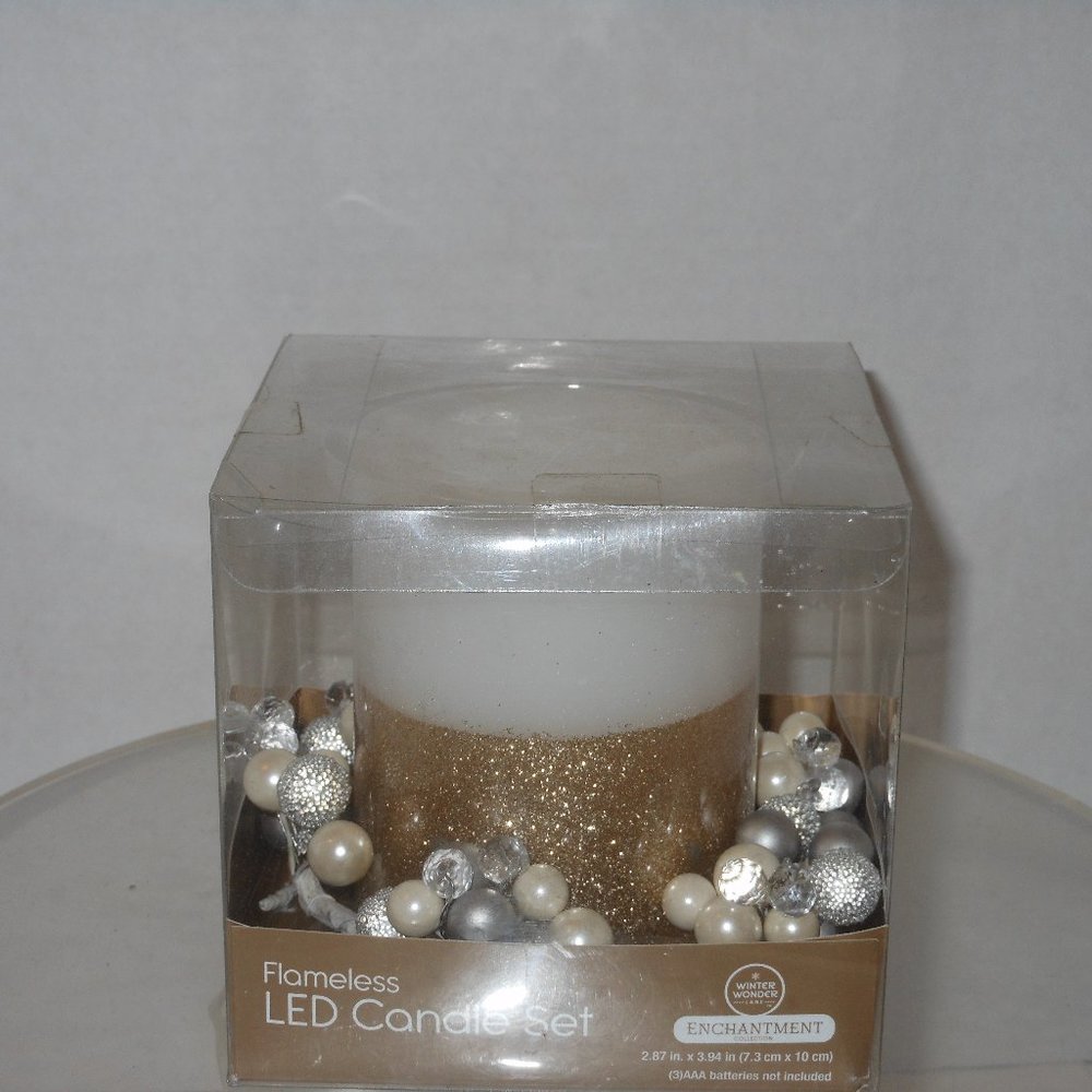 FLAMELESS LED CANDLE SET - Picture 2 of 5